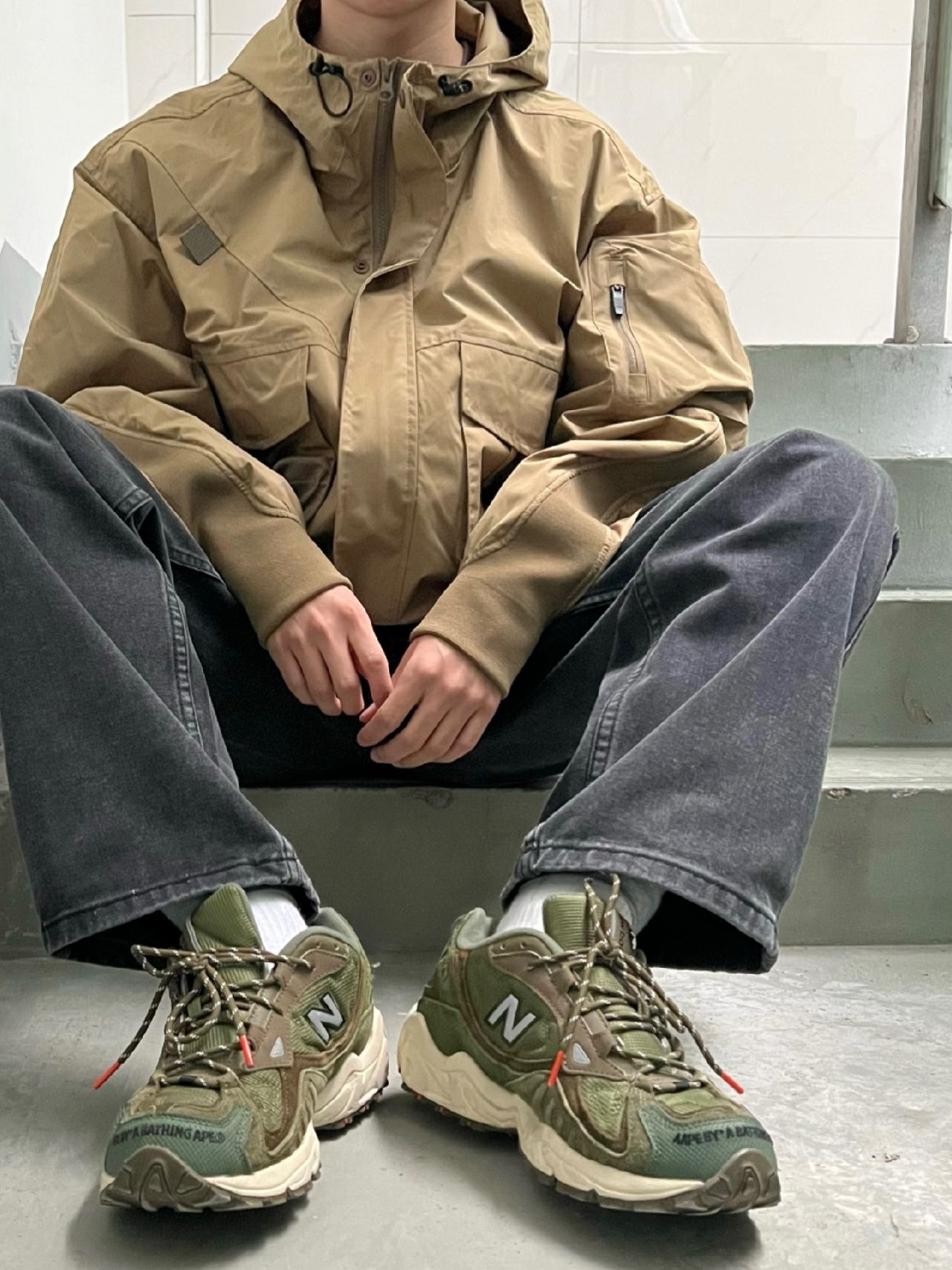 防护功能 连帽领 褐绿色 黄褐棕色 榉树色 基础绳带 基础扣饰  - VALI鞋履AI设计主图