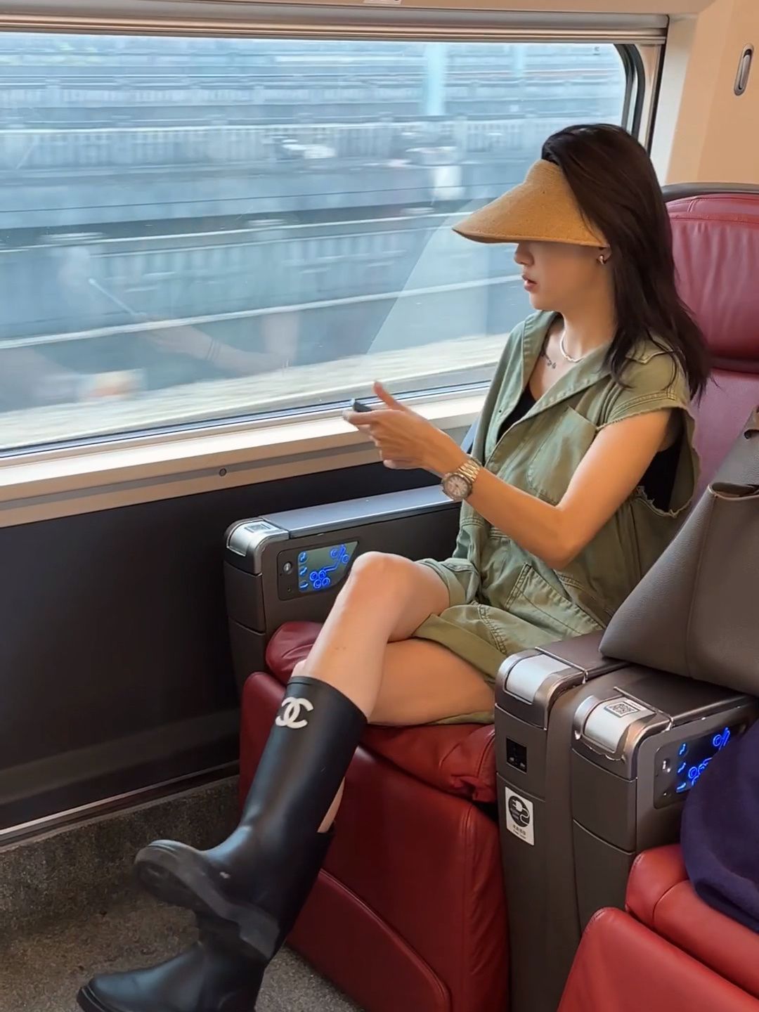 圆头 皮革  - VALI鞋履AI设计主图