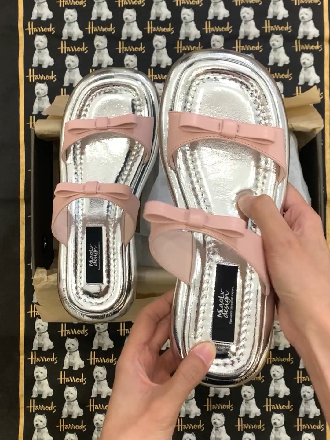  - VALI鞋履AI设计主图