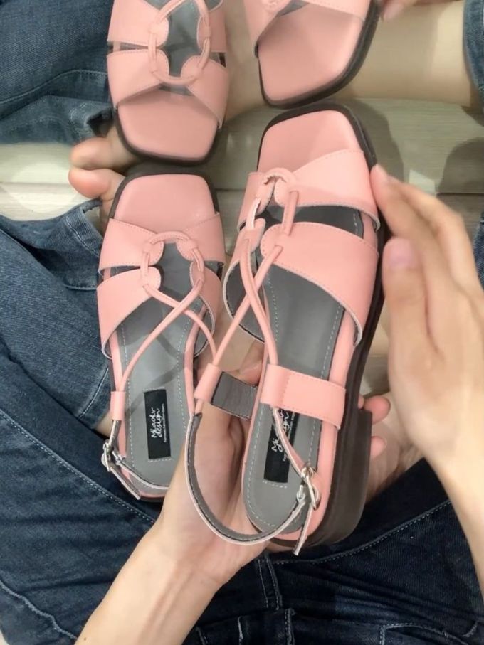 方头 松紧带 袢扣 浅口鞋 皮革 