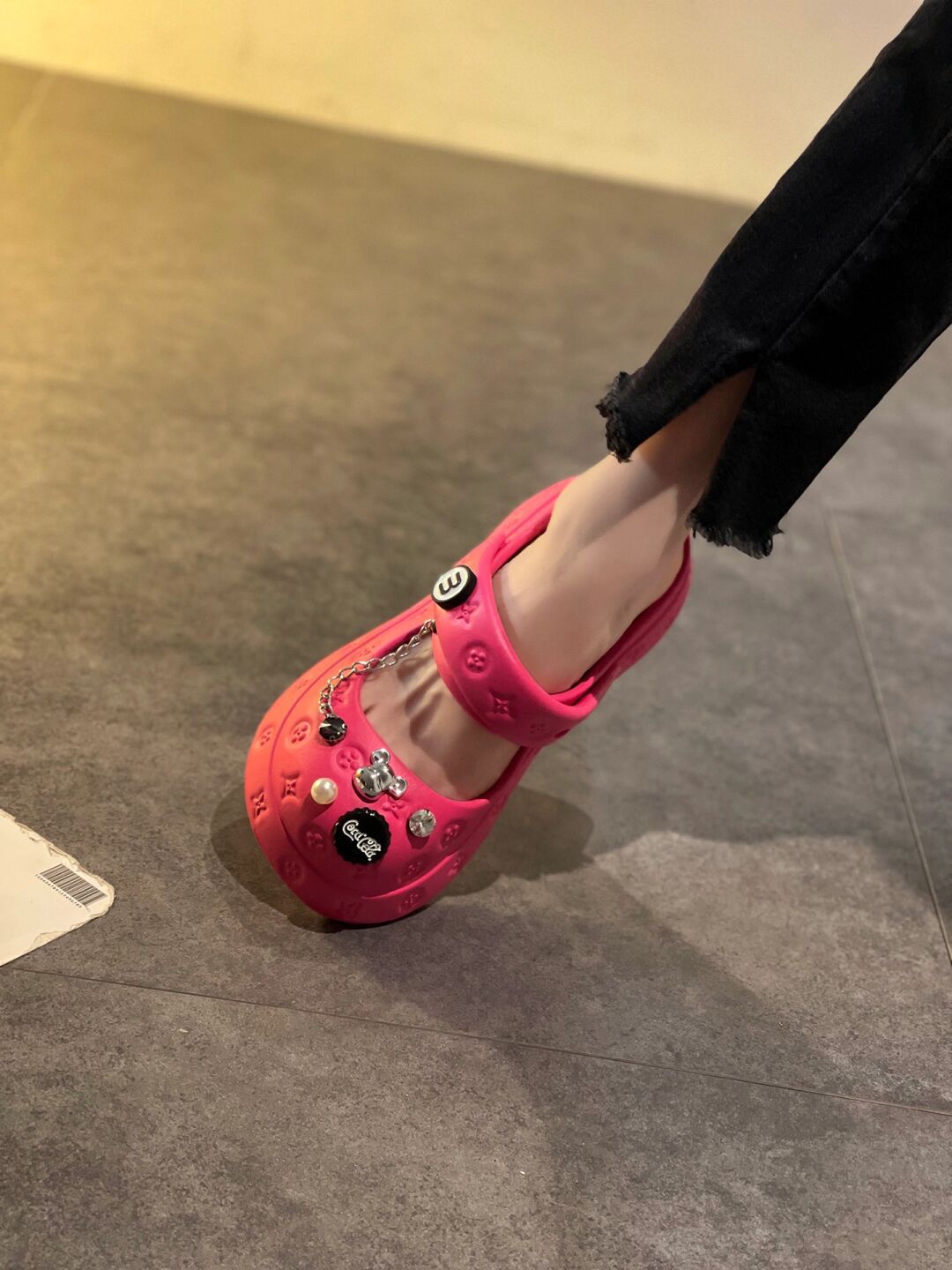 无帮  - VALI鞋履AI设计主图