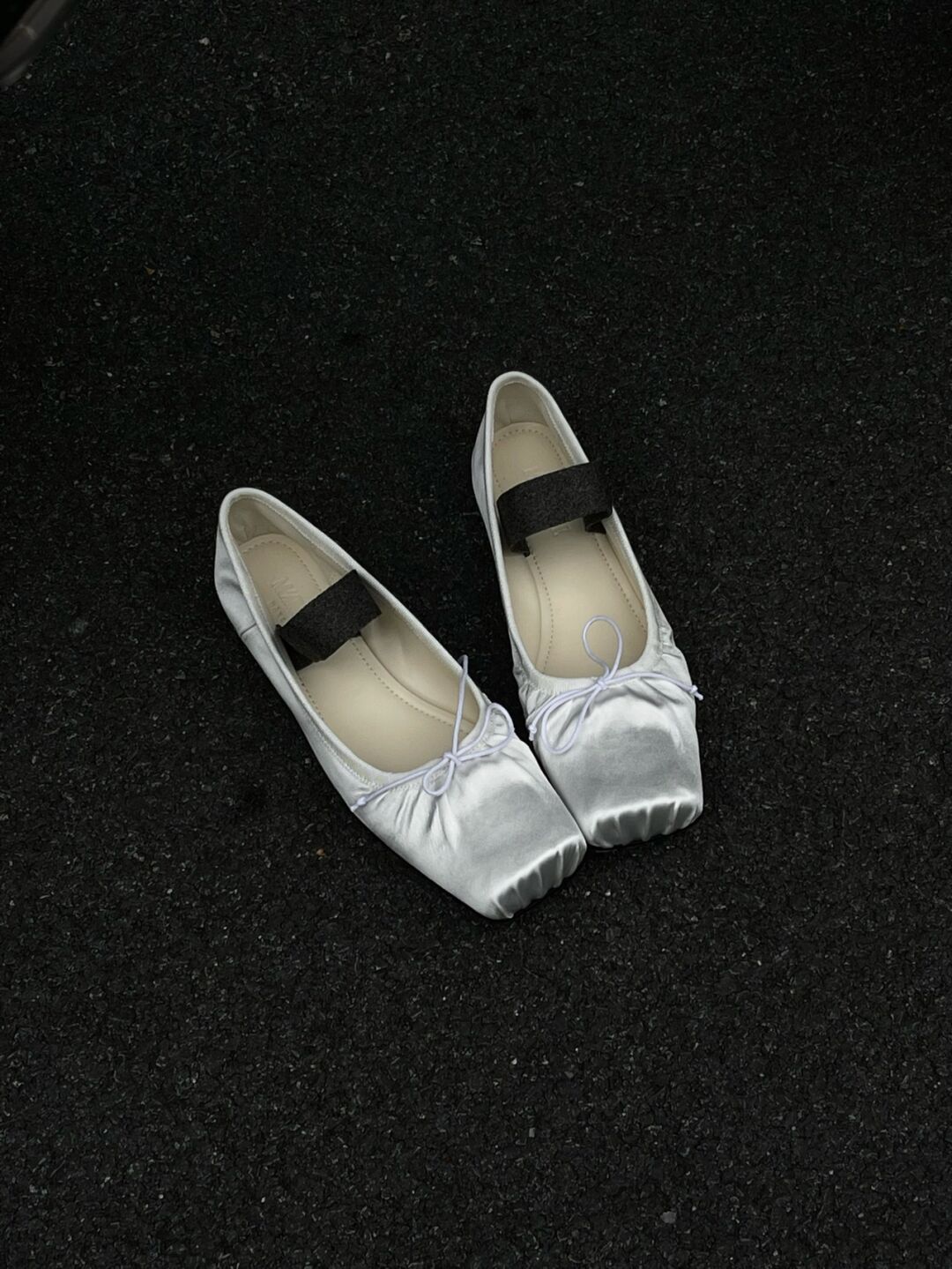 方头 松紧带 中口鞋 皮革  - VALI鞋履AI设计主图