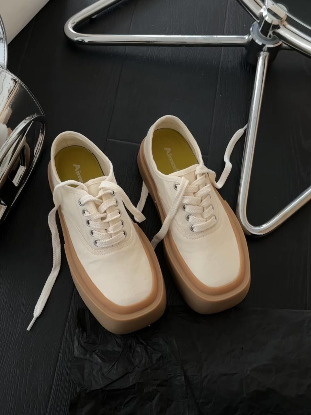 低帮 系带  - VALI鞋履AI设计主图