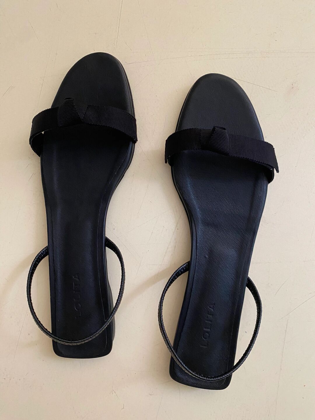 无帮  - VALI鞋履AI设计主图