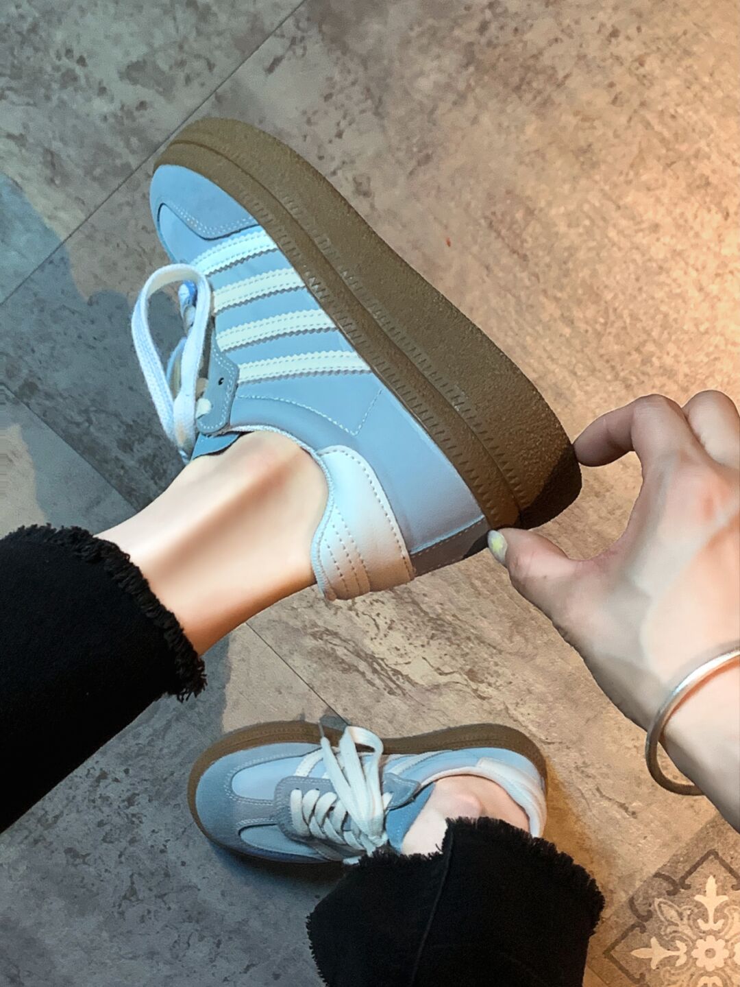 低帮 系带 皮革  - VALI鞋履AI设计主图