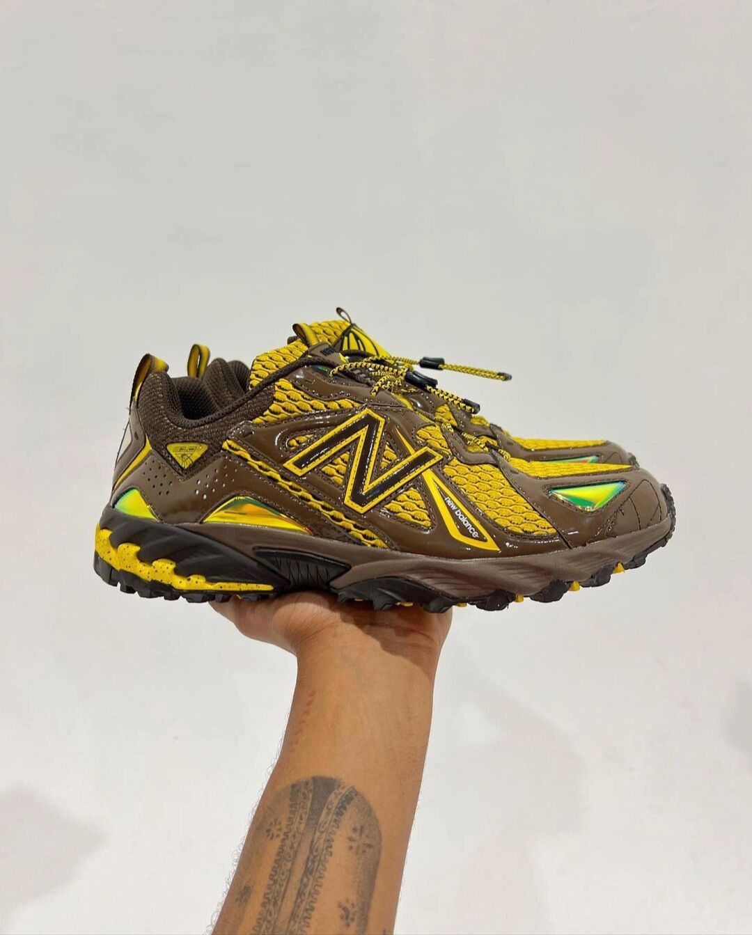 低帮 系带  - VALI鞋履AI设计主图