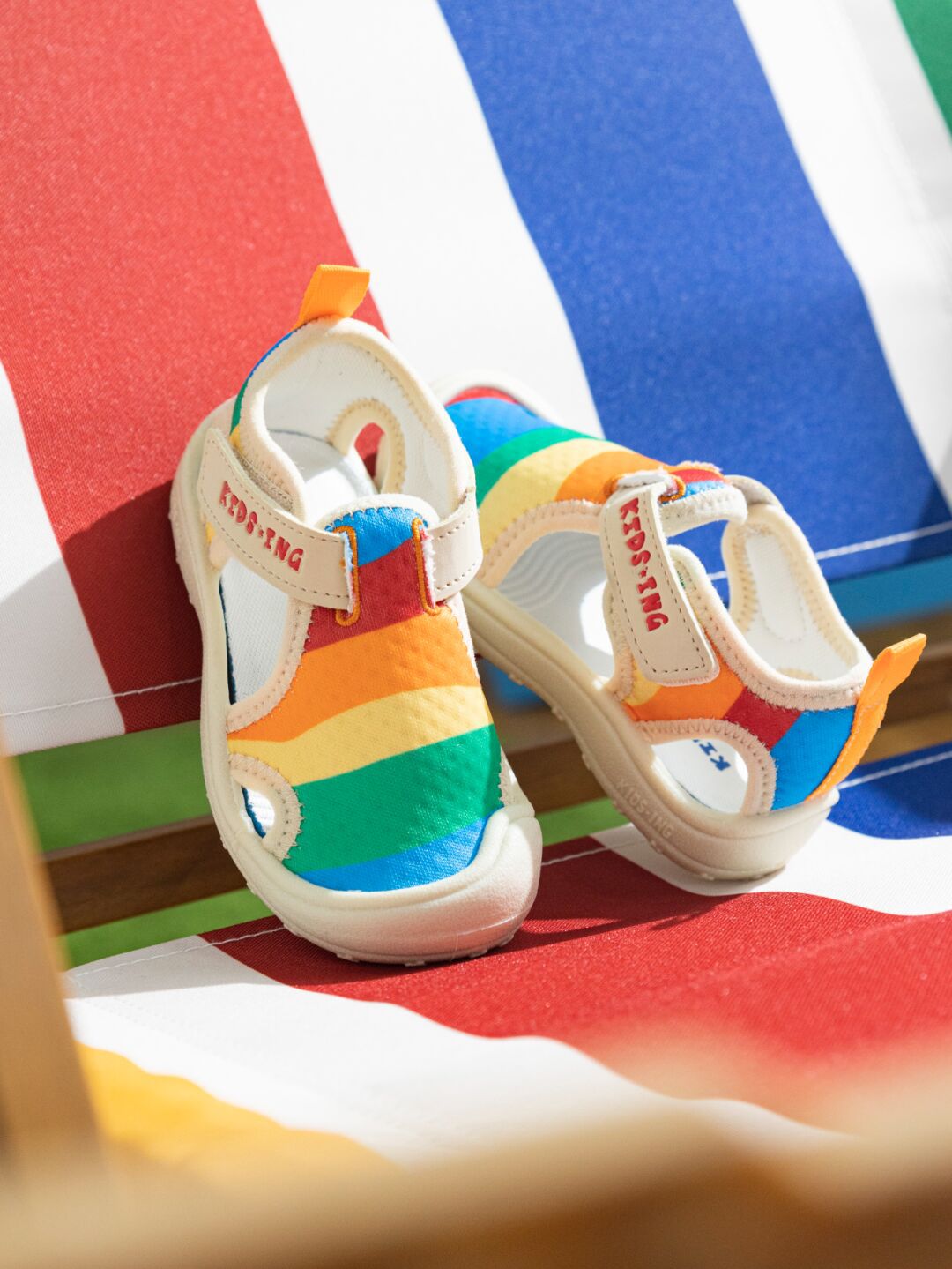 魔术贴  - VALI鞋履AI设计主图