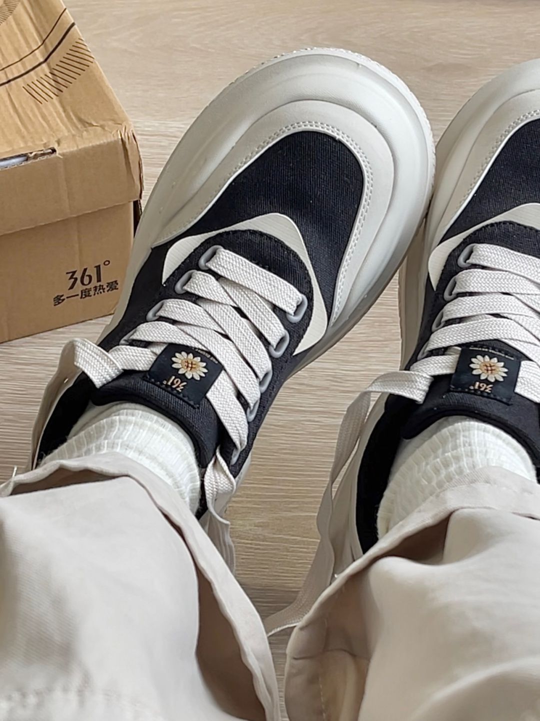 中帮  - VALI鞋履AI设计主图