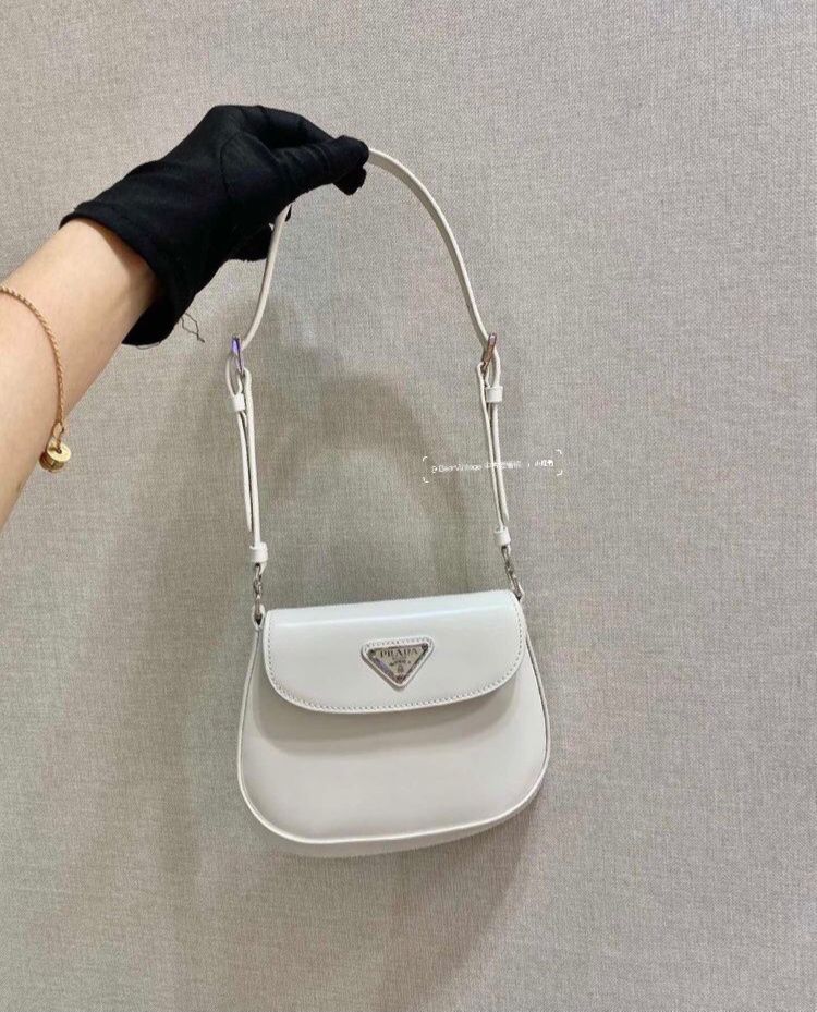  - VALI鞋履AI设计主图