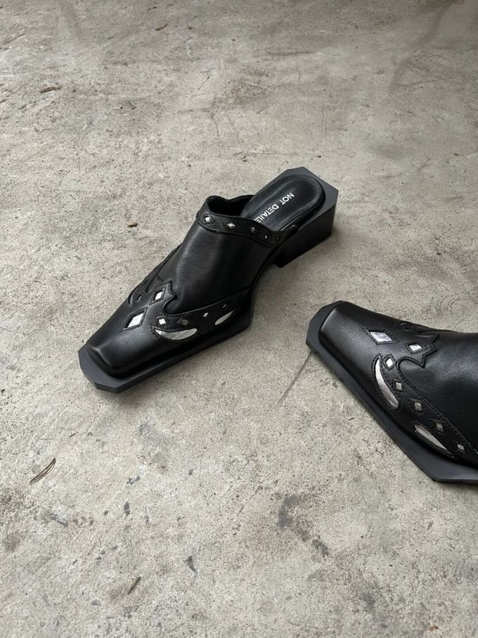 粗跟 无帮 皮革 