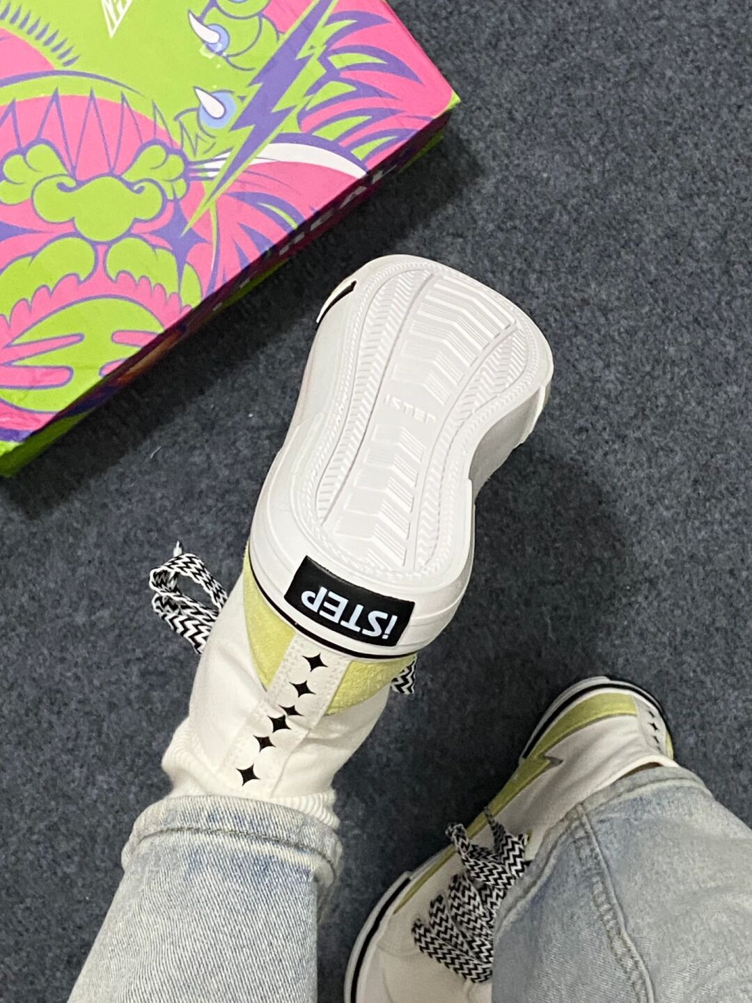  - VALI鞋履AI设计主图