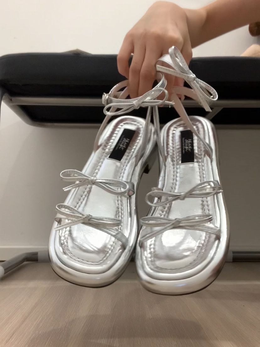 无帮  - VALI鞋履AI设计主图