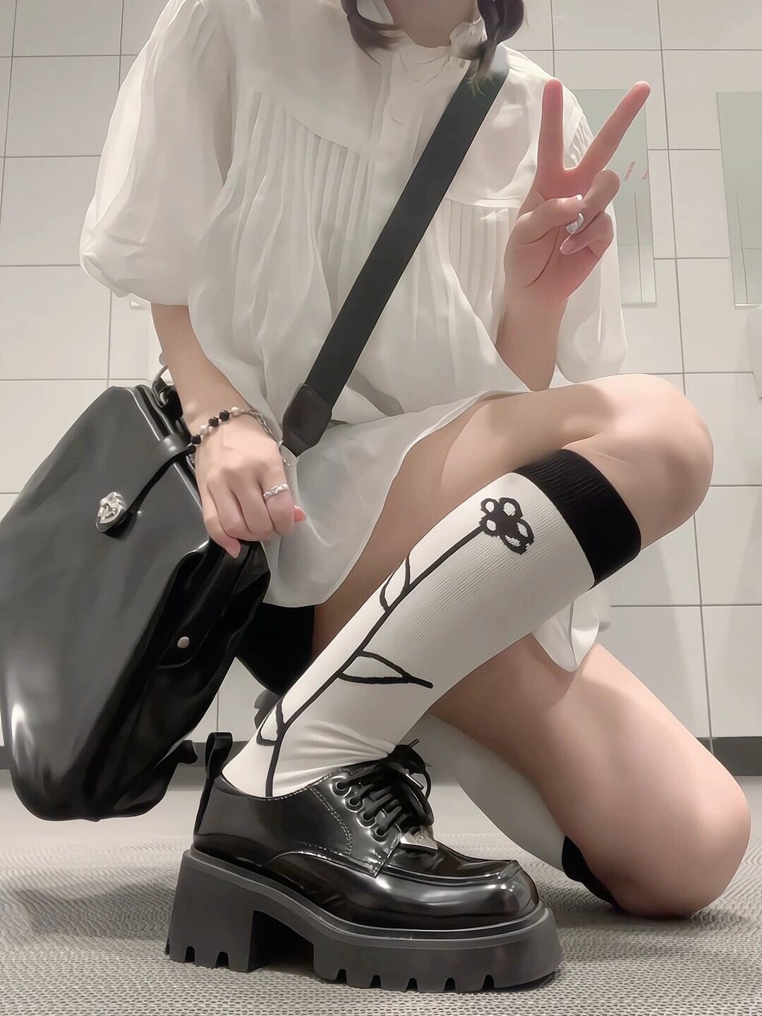 雪纺 褶裥 城堡灰 甜美  - VALI鞋履AI设计主图