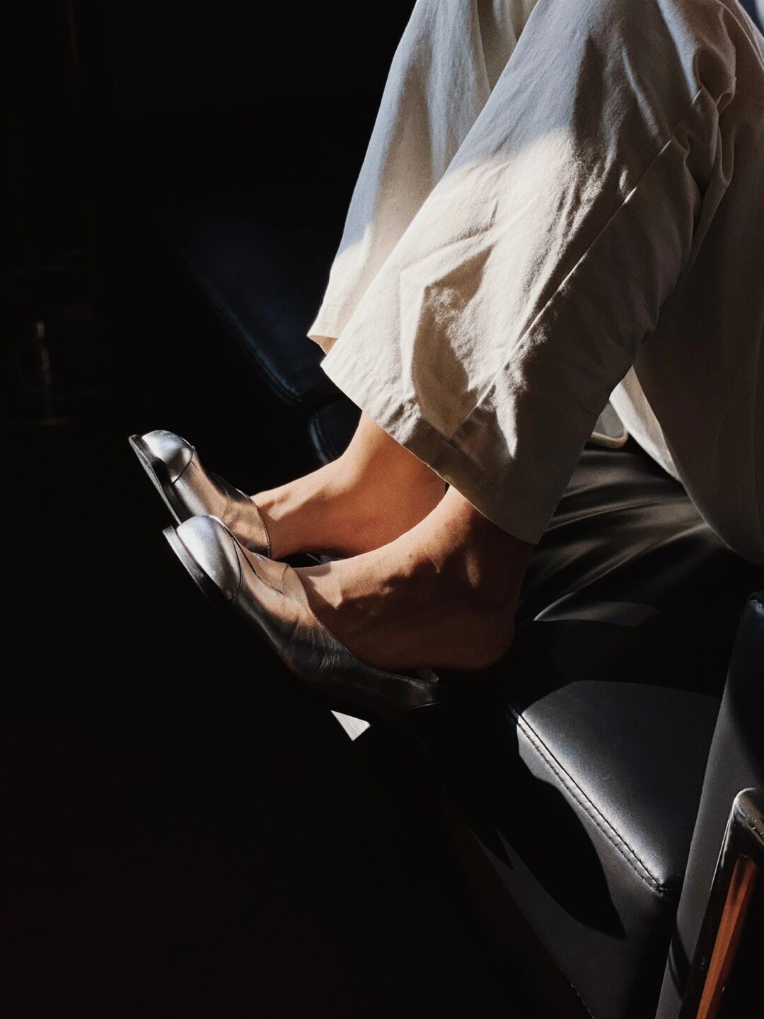 中跟 粗跟 低帮 浅口鞋 皮革  - VALI鞋履AI设计主图