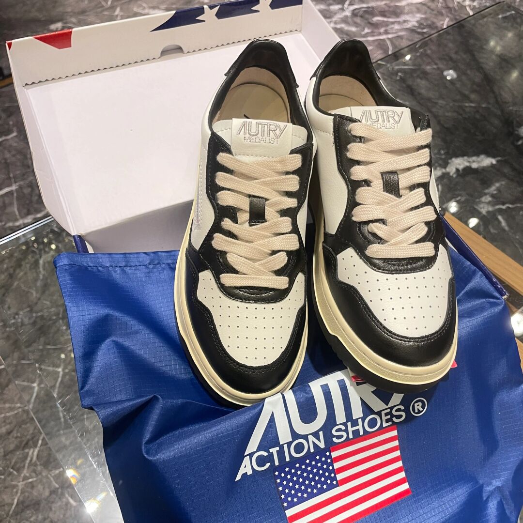 低帮 系带 皮革  - VALI鞋履AI设计主图