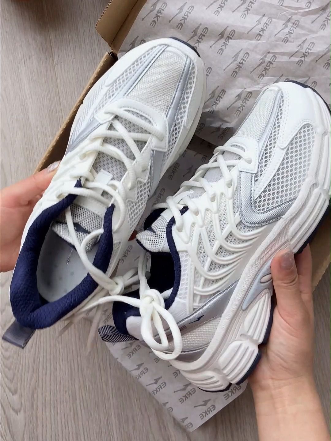 低帮 系带  - VALI鞋履AI设计主图