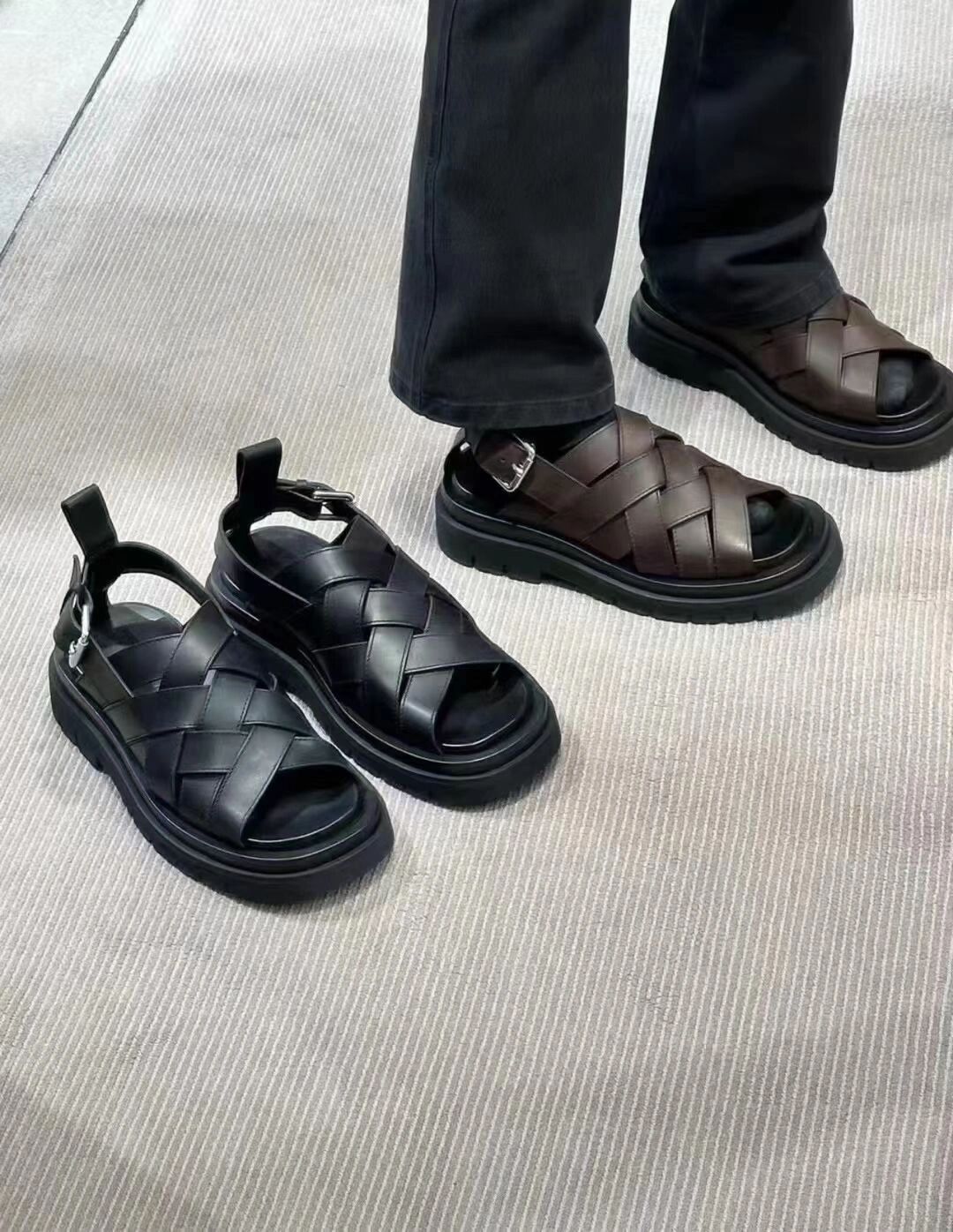 无帮 袢扣 皮革  - VALI鞋履AI设计主图