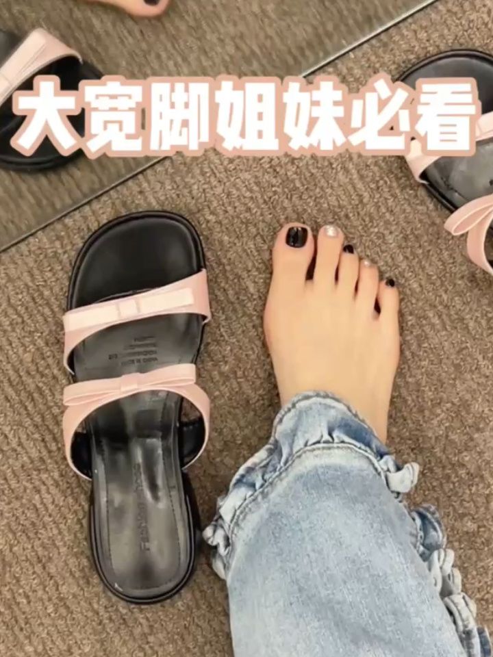  - VALI鞋履AI设计主图