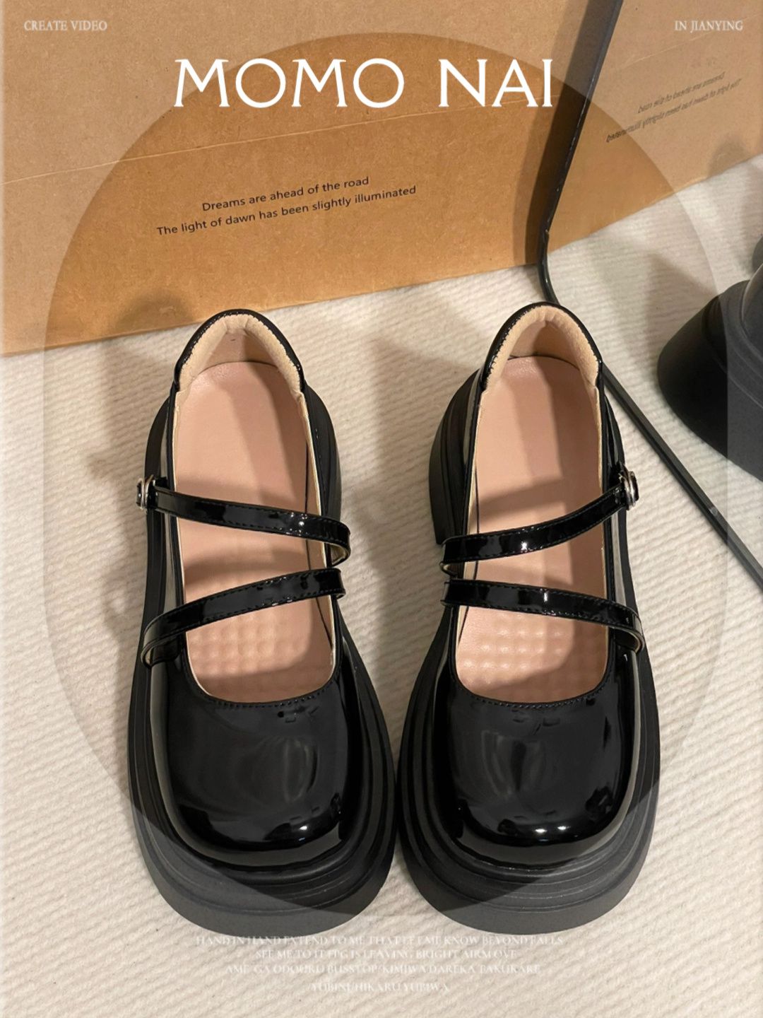 圆头 袢扣 中口鞋 皮革  - VALI鞋履AI设计主图