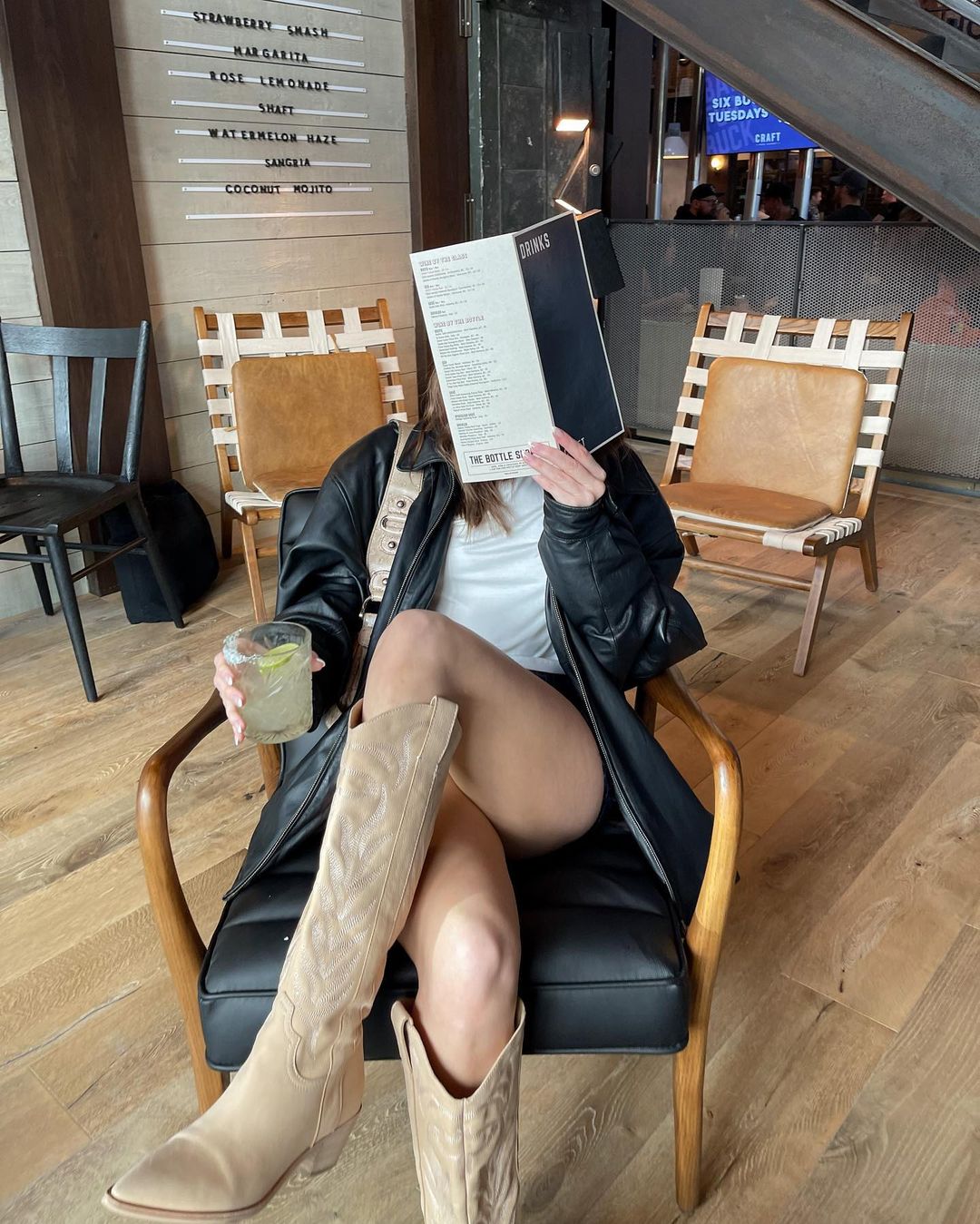 皮革面料 H型 翻驳领 蓝黑色 基础拉链  - VALI鞋履AI设计主图