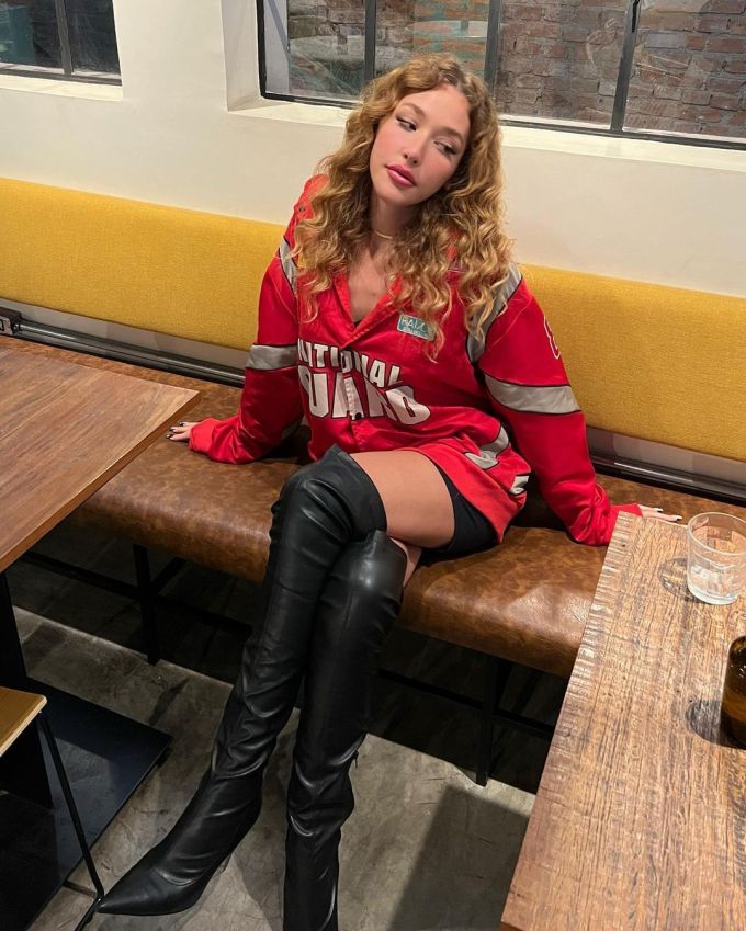 V领 文字图案 撞色/渐变 拼接 印花 斗牛士 高级红 Y2K 辣妹 