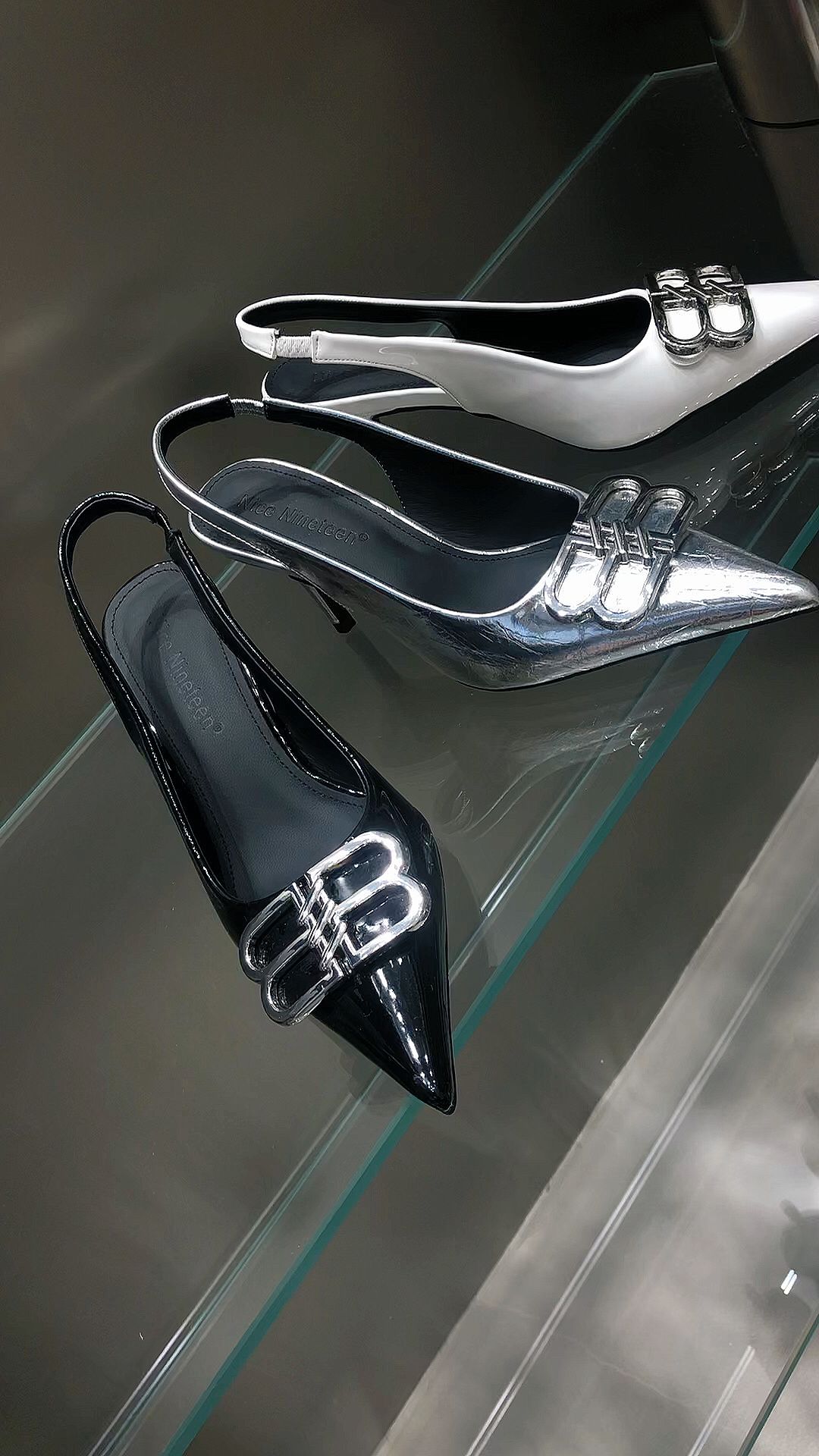 无帮 皮革  - VALI鞋履AI设计主图