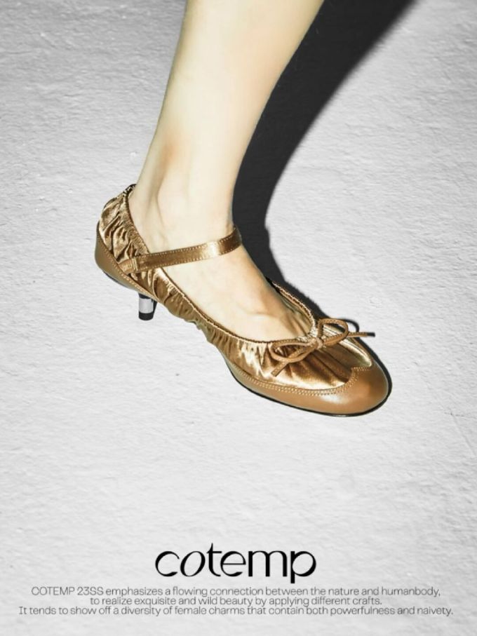 圆头 袢扣 浅口鞋 皮革 