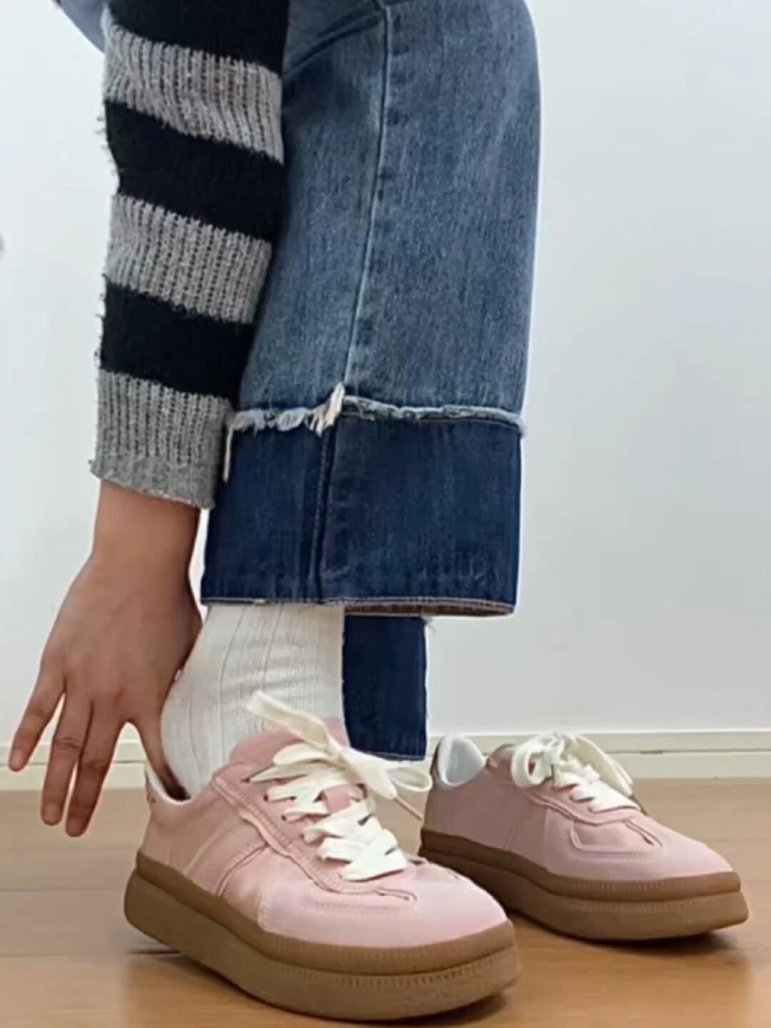 低帮 系带 皮革  - VALI鞋履AI设计主图