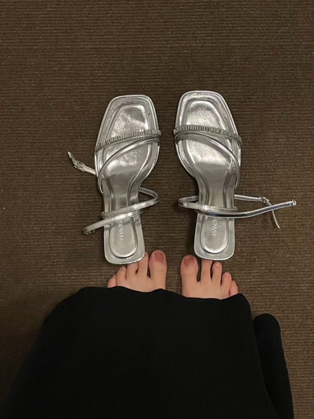 无帮  - VALI鞋履AI设计主图