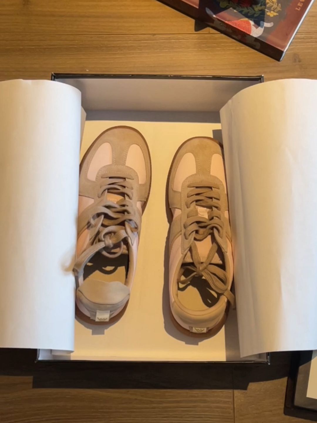 系带  - VALI鞋履AI设计主图