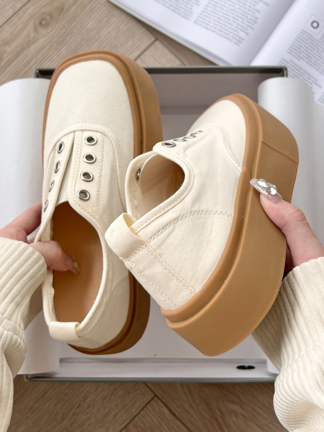 低帮  - VALI鞋履AI设计主图