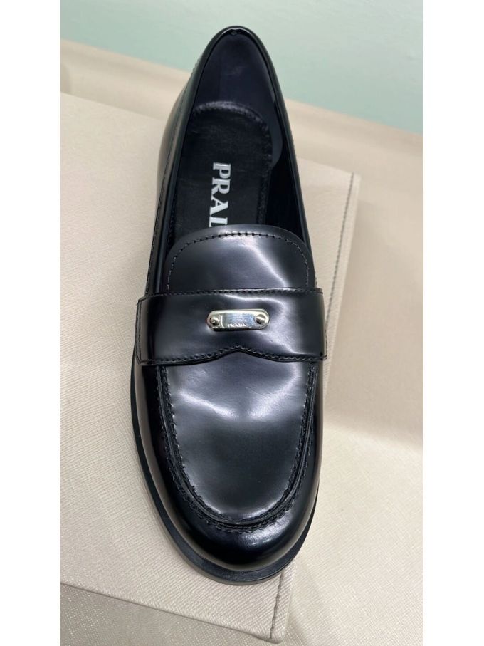 圆头 低帮 一脚蹬 深口鞋 皮革 