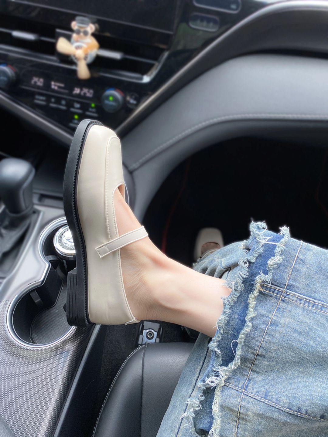 方头 中口鞋 皮革  - VALI鞋履AI设计主图