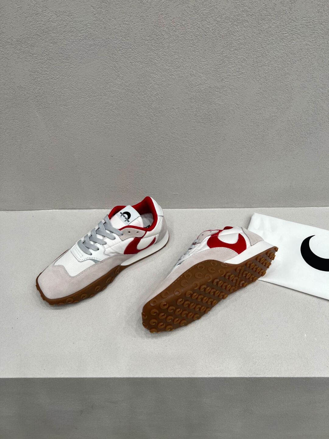  - VALI鞋履AI设计主图