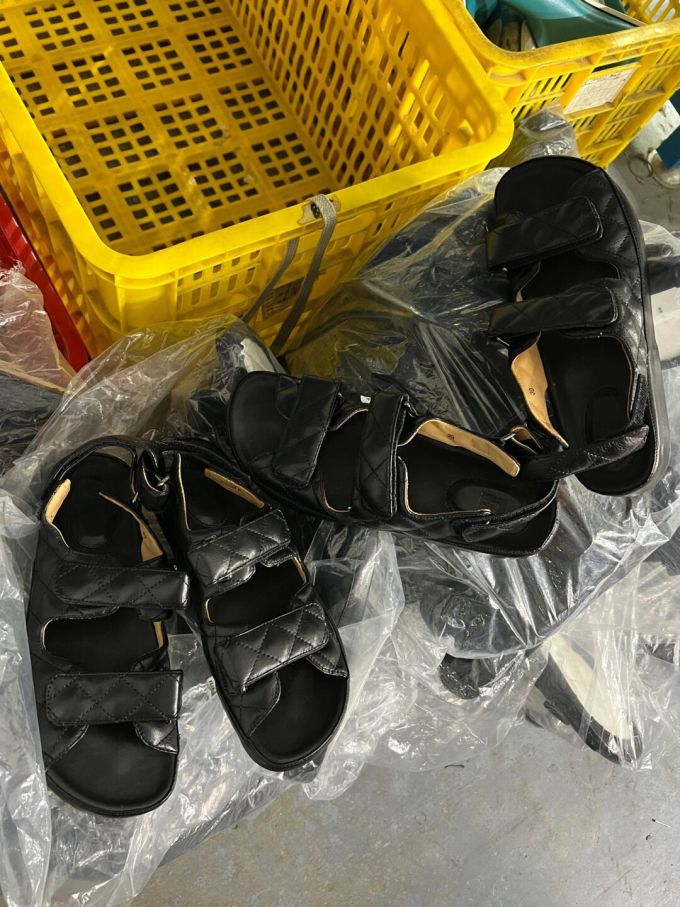 无帮 袢扣 皮革 