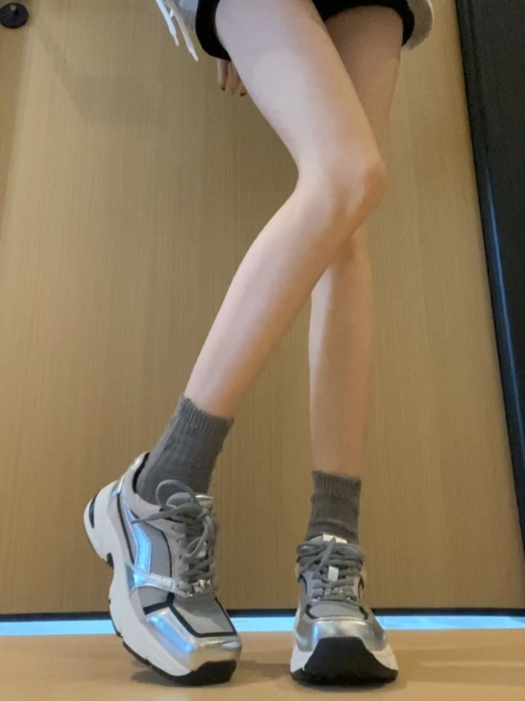 低帮 系带  - VALI鞋履AI设计主图