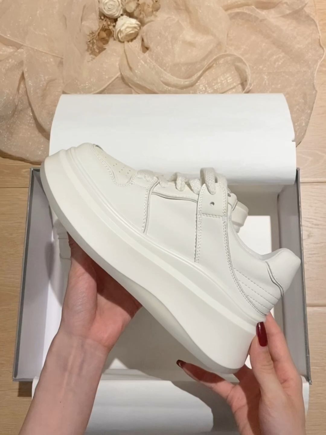 低帮 皮革  - VALI鞋履AI设计主图