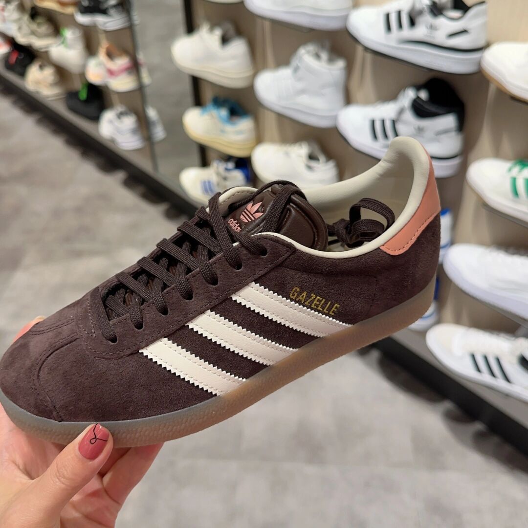 低帮 系带 皮革  - VALI鞋履AI设计主图