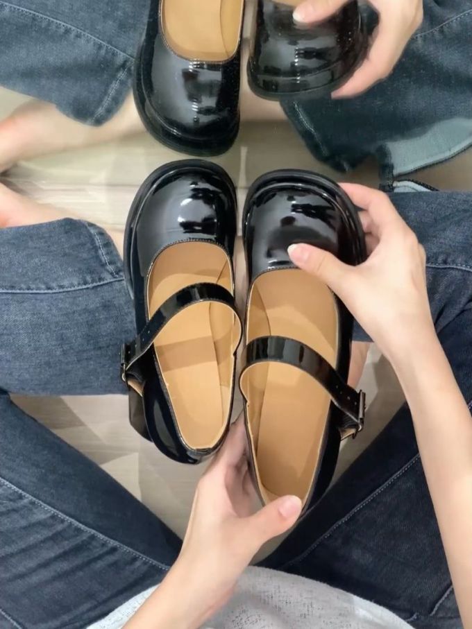 圆头 袢扣 中口鞋 皮革 