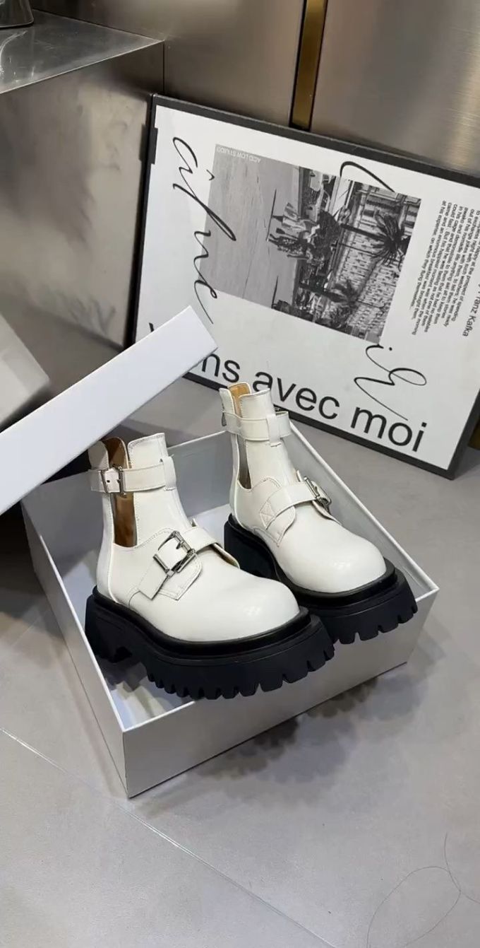 圆头 袢扣 皮革 