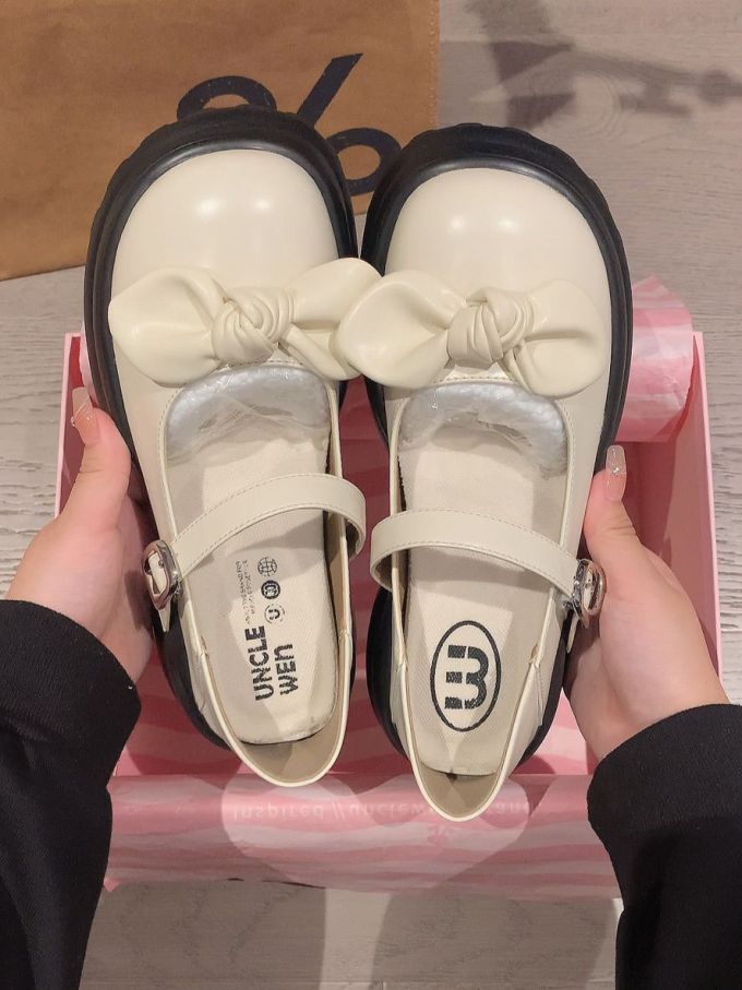 圆头 袢扣 中口鞋 皮革 