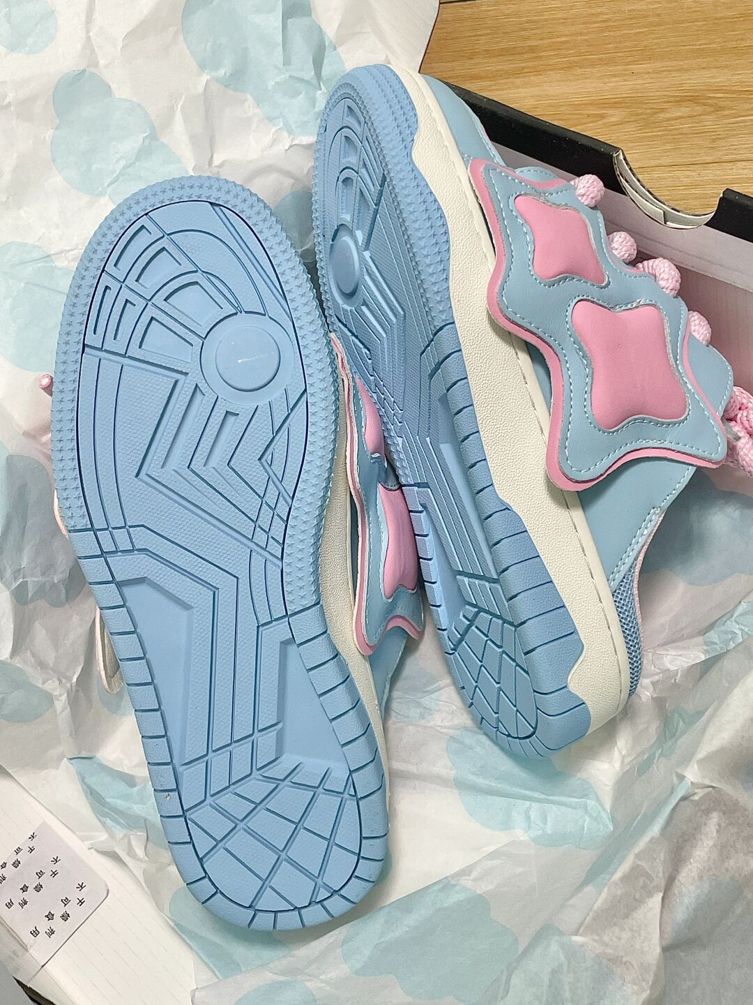 中帮 系带 皮革  - VALI鞋履AI设计主图