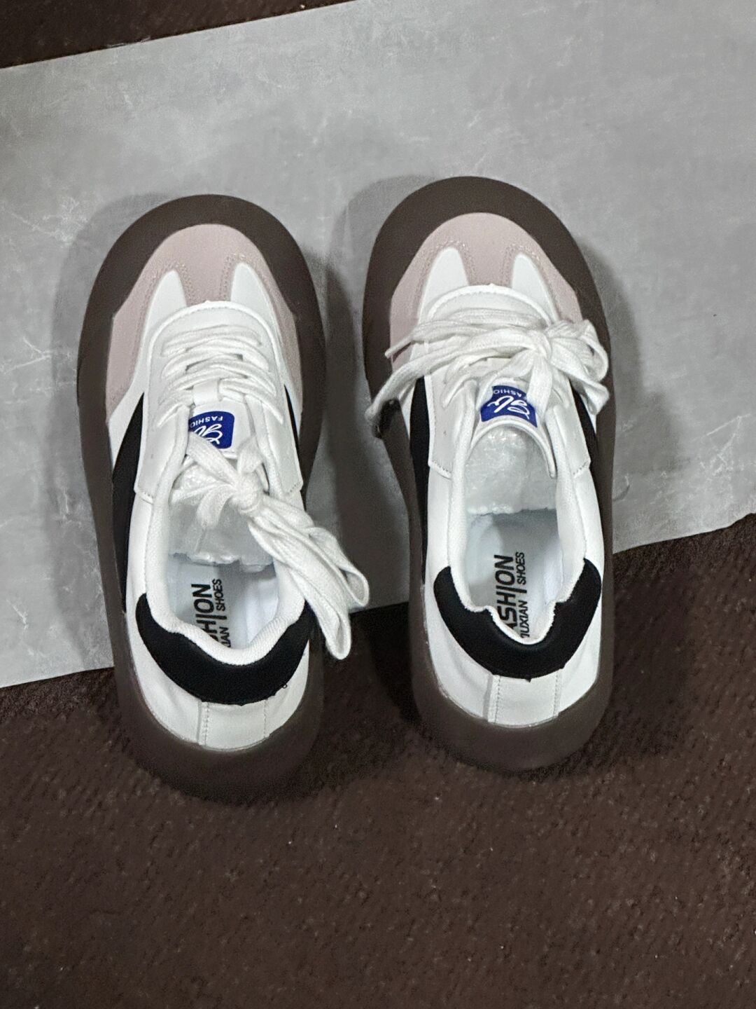  - VALI鞋履AI设计主图