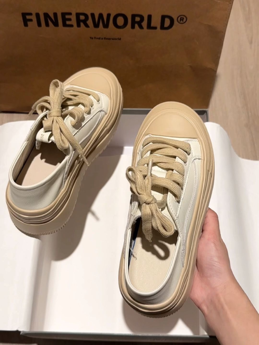  - VALI鞋履AI设计主图