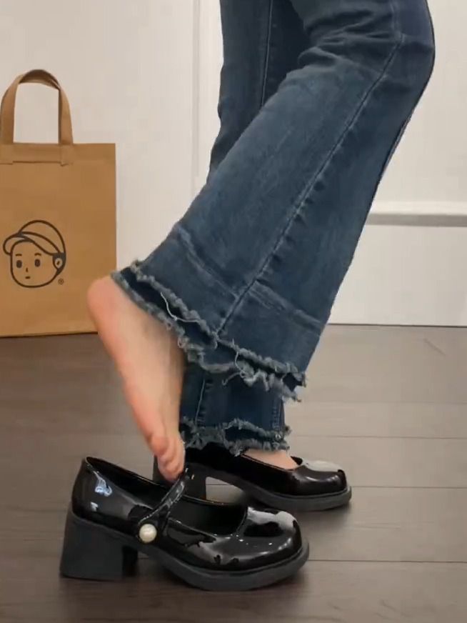 圆头 中口鞋 皮革 