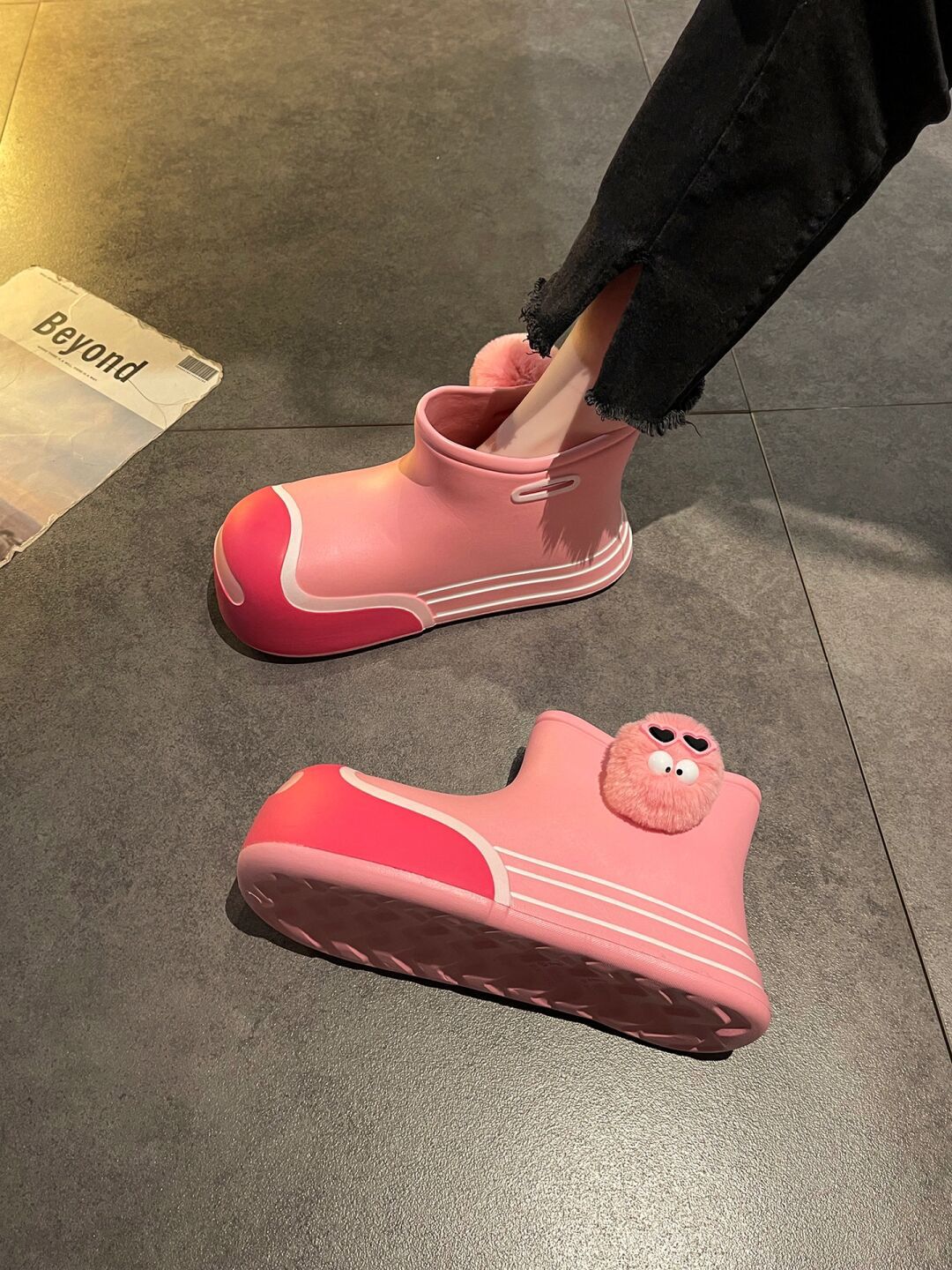  - VALI鞋履AI设计主图