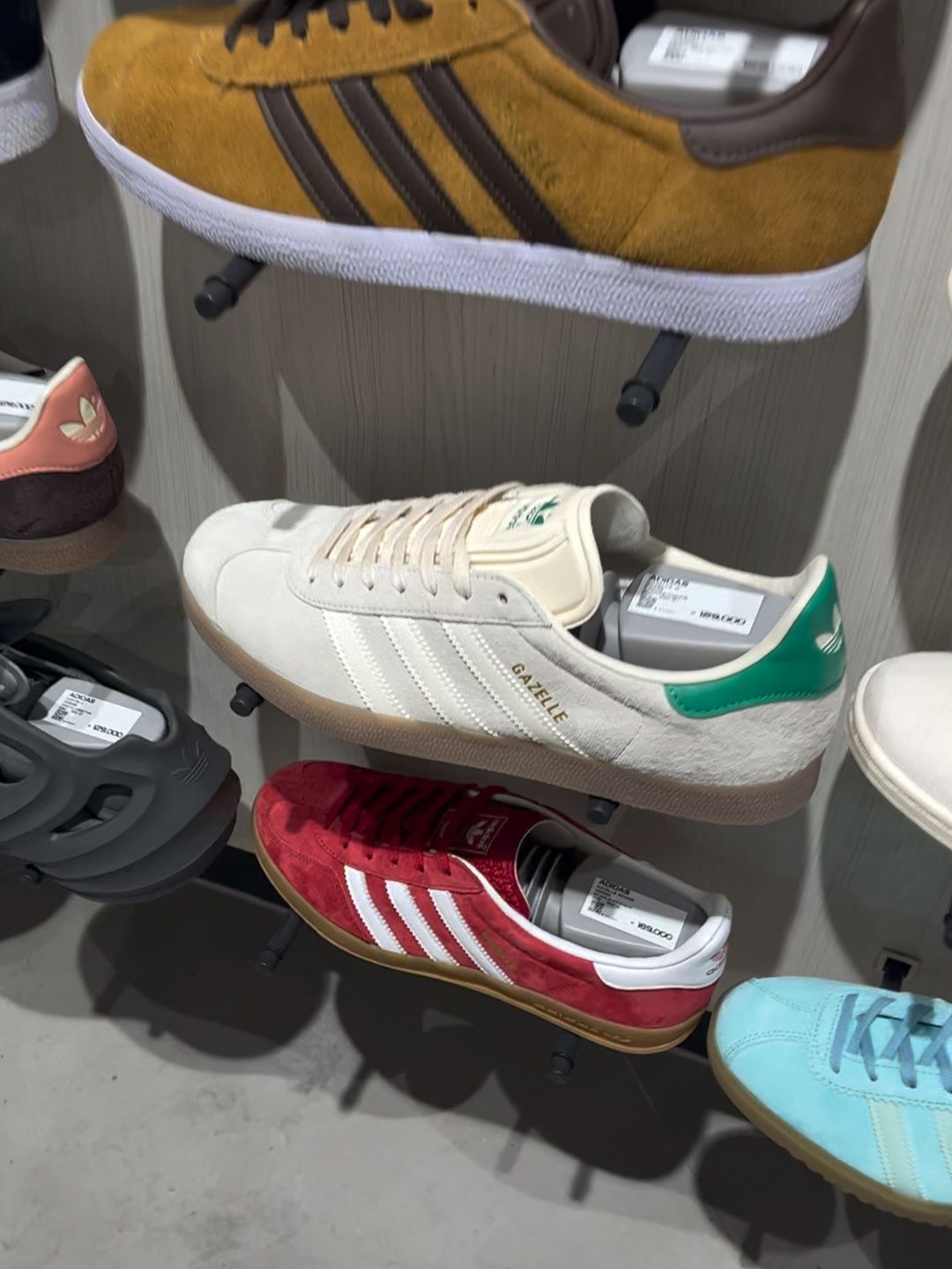 中帮 系带  - VALI鞋履AI设计主图