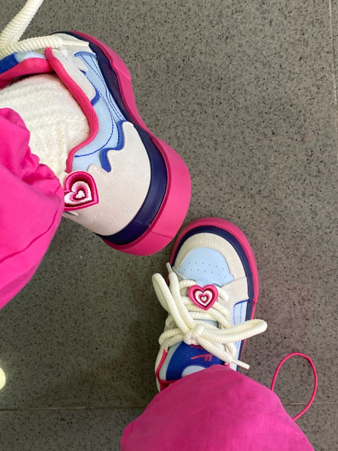  - VALI鞋履AI设计主图