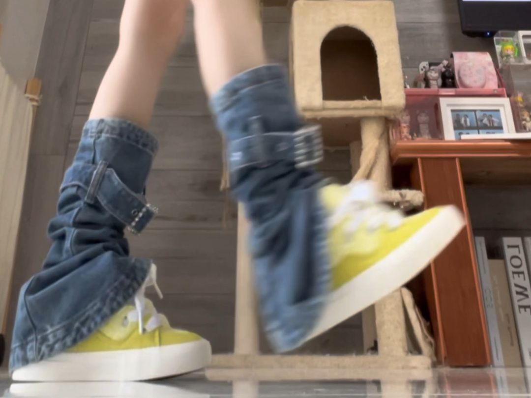  - VALI鞋履AI设计主图