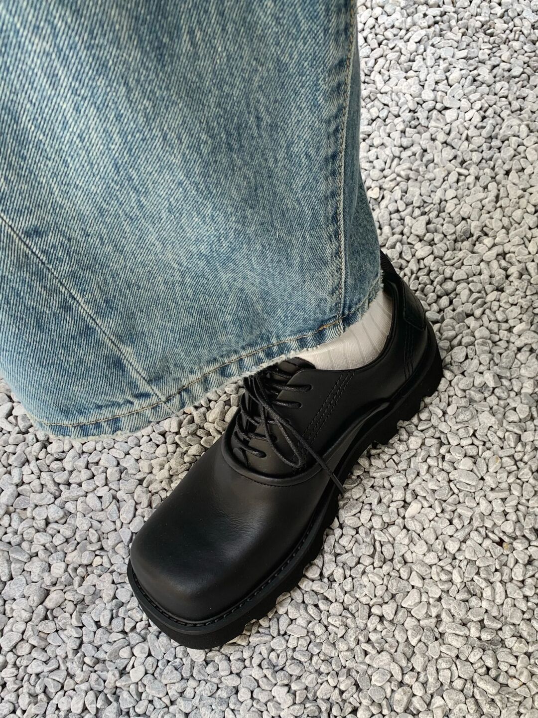 圆头 系带 皮革  - VALI鞋履AI设计主图